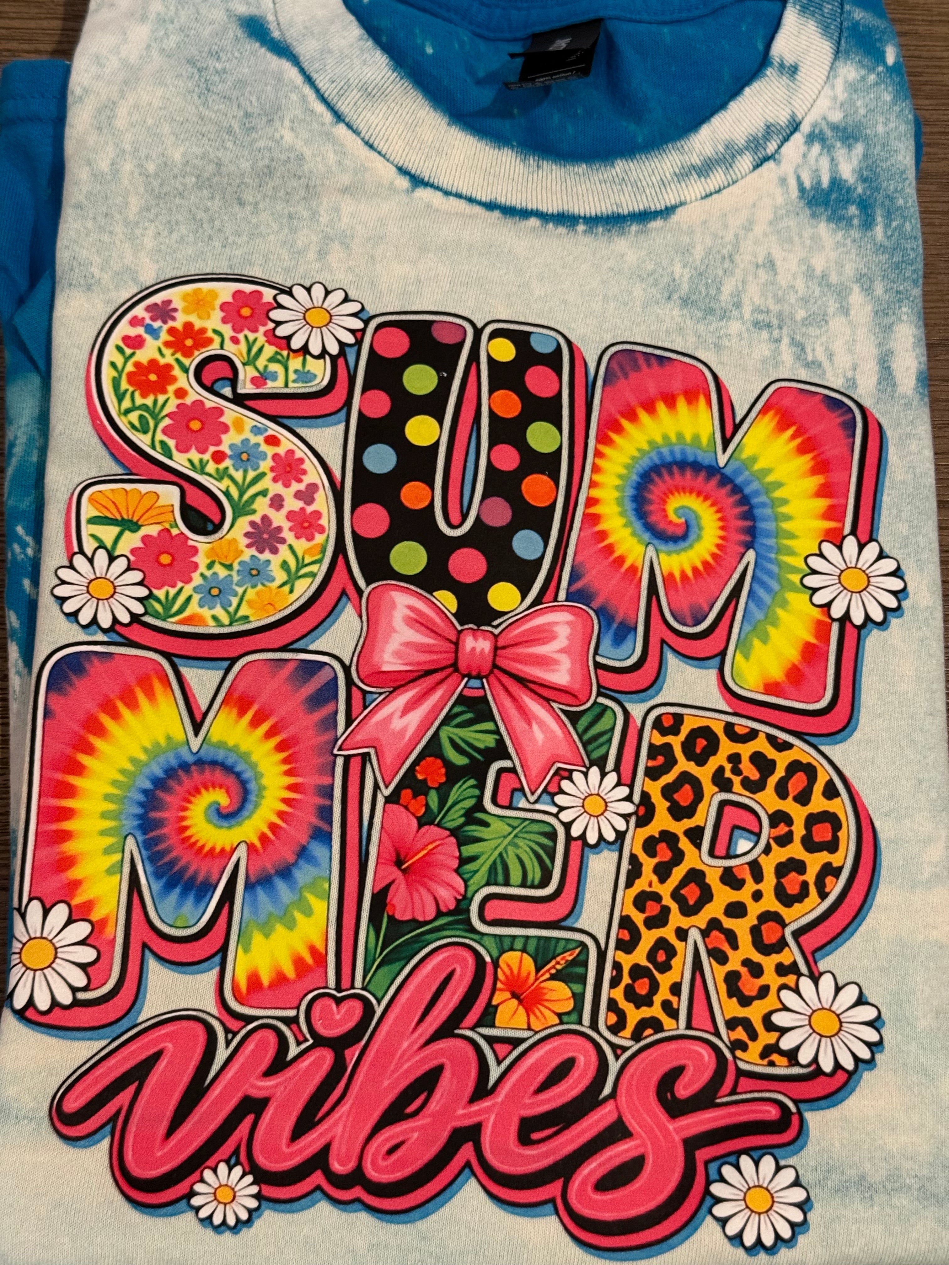 Medium  T-shirt Summer Vibes