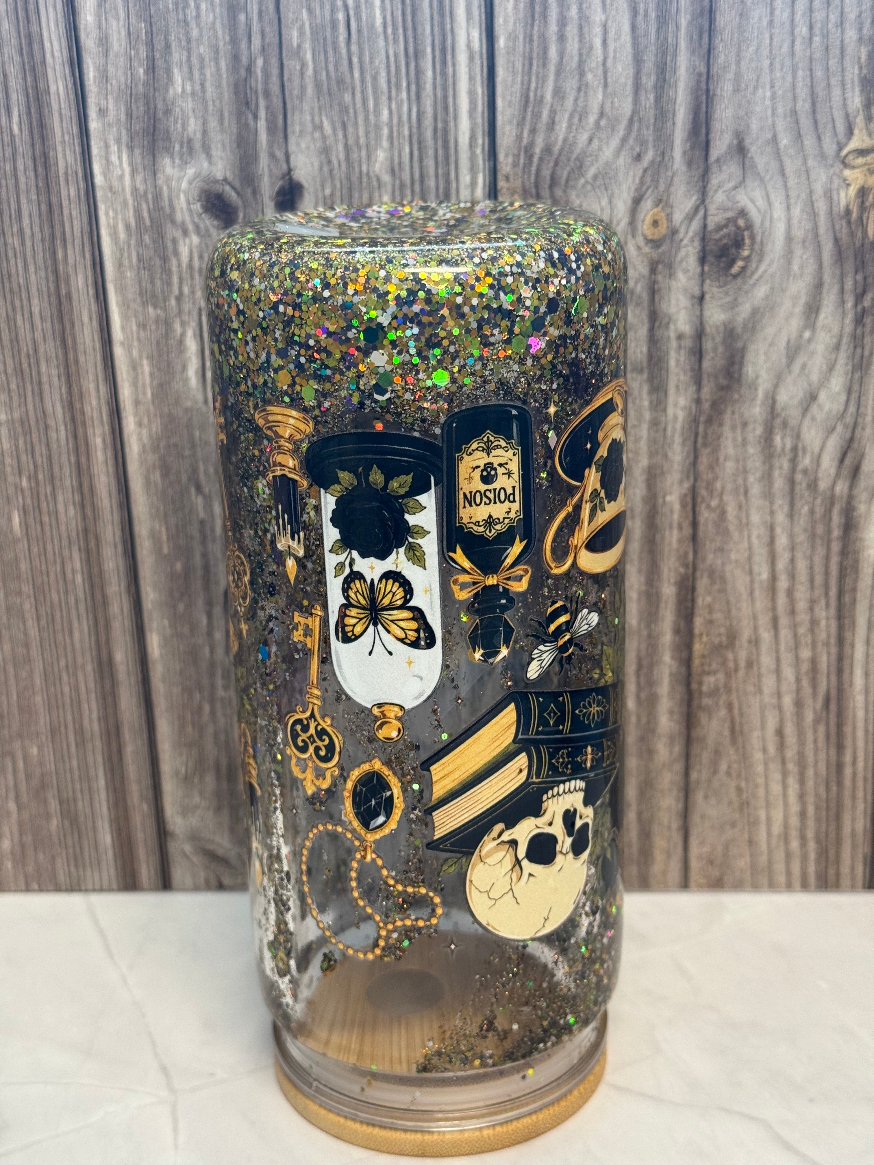 20 oz Waterfall Skull Books and Keys